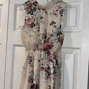 Creamy pink floral dress tie neck (no tag)